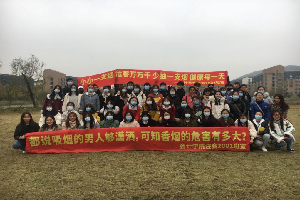 446S]ZL)E%X1~TMEGGL]L9O